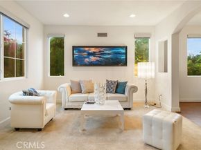 18141 Topham Street, Tarzana (los Angeles) CA 91335