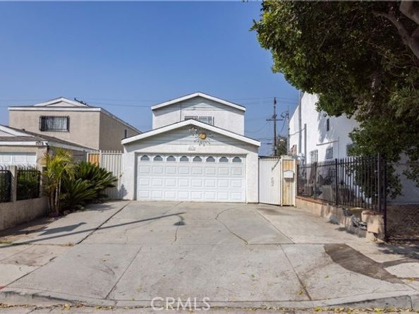 6411 West Boulevard, Inglewood CA 90302