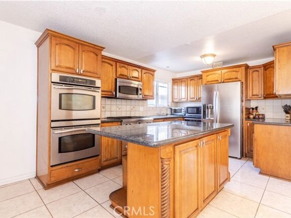 6411 West Boulevard, Inglewood CA 90302