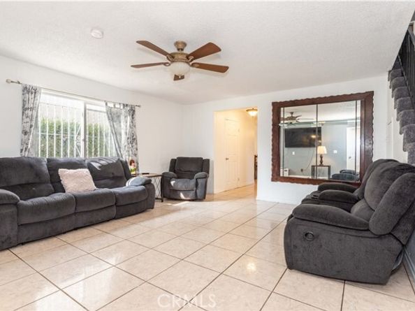 6411 West Boulevard, Inglewood CA 90302