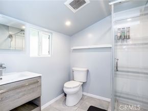 15756 Hart Street, Los Angeles CA 91406