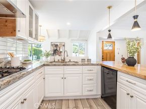 15756 Hart Street, Los Angeles CA 91406