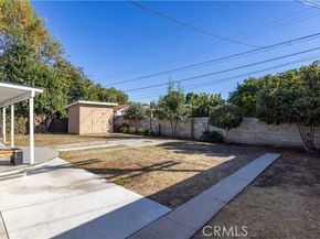 15756 Hart Street, Los Angeles CA 91406
