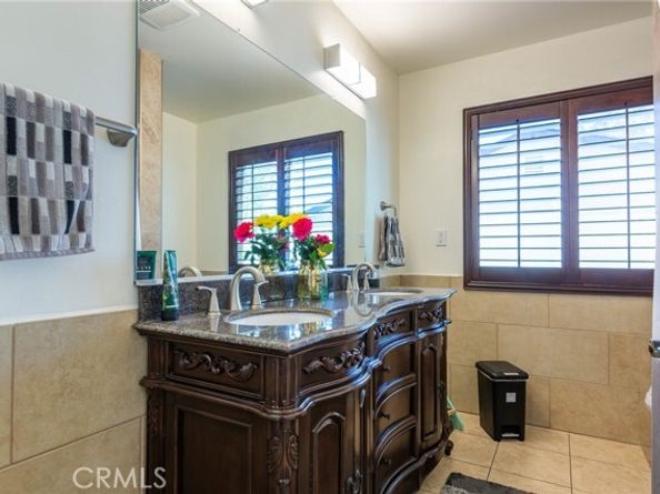 14072 Tyler, Sylmar (los Angeles) CA 91342