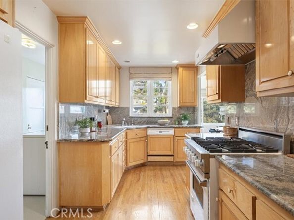 6476 San Marco, Hollywood (los Angeles) CA 90068