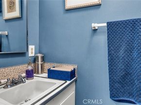 8748 Sylmar Avenue, Panorama City (los Angeles) CA 91402