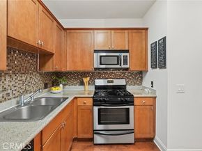 6938 Laurel Canyon 204, North Hollywood (los Angeles) CA 91605