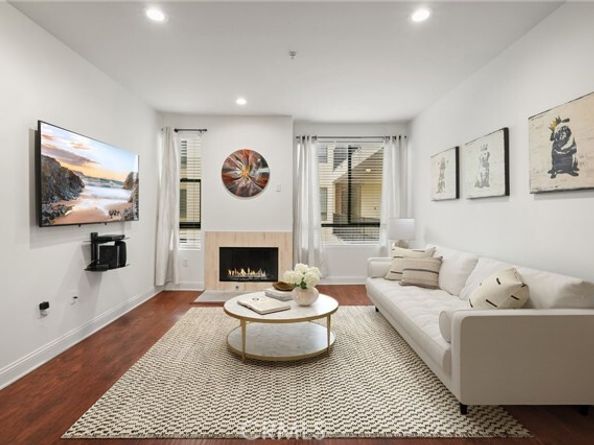 6938 Laurel Canyon 204, North Hollywood (los Angeles) CA 91605