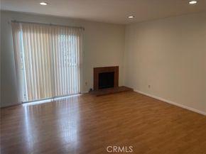 9740 Sepulveda Boulevard 18, North Hills (los Angeles) CA 91343