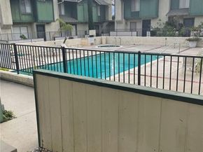 9740 Sepulveda Boulevard 18, North Hills (los Angeles) CA 91343