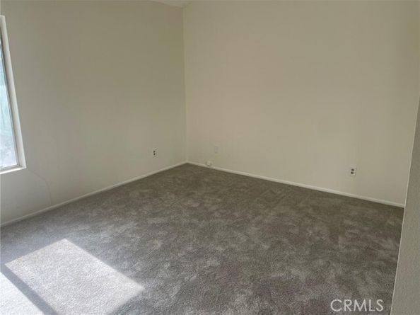 9740 Sepulveda Boulevard 18, North Hills (los Angeles) CA 91343