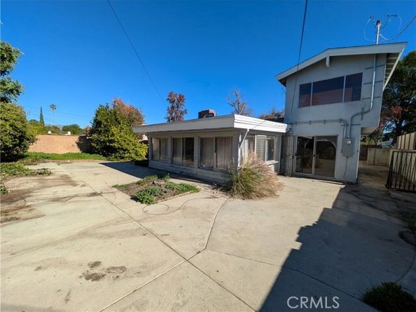 8401 Cozycroft, Winnetka (los Angeles) CA 91306