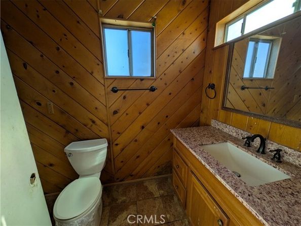 8401 Cozycroft, Winnetka (los Angeles) CA 91306