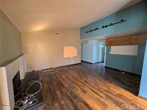 8401 Cozycroft, Winnetka (los Angeles) CA 91306