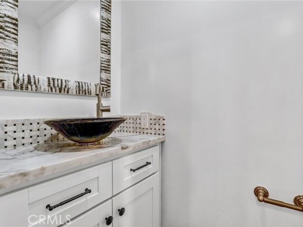 22202 Avenue San Luis, Woodland Hills (los Angeles) CA 91364