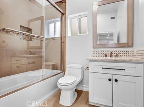 22202 Avenue San Luis, Woodland Hills (los Angeles) CA 91364