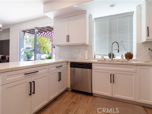 12466 Osborne, Pacoima (los Angeles) CA 91331