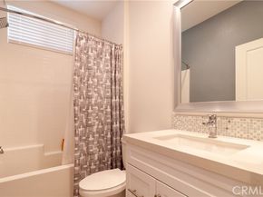12466 Osborne, Pacoima (los Angeles) CA 91331