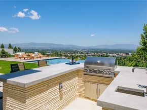 18807 Edleen Drive, Tarzana (los Angeles) CA 91356