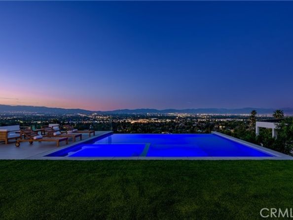 18807 Edleen Drive, Tarzana (los Angeles) CA 91356