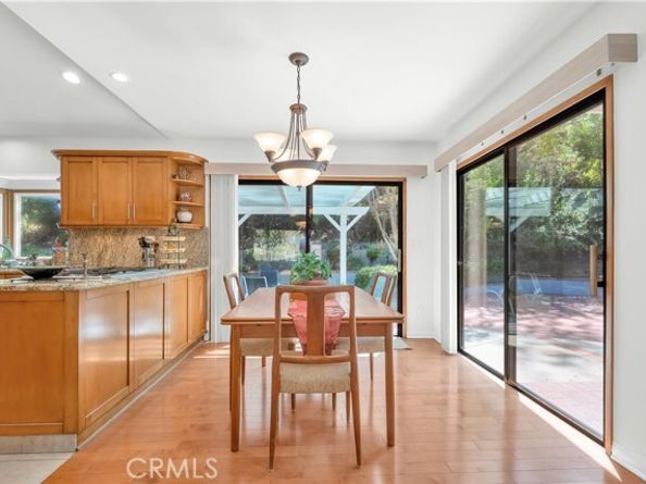 4772 Excelente Drive, Woodland Hills (los Angeles) CA 91364