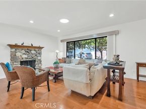 4772 Excelente Drive, Woodland Hills (los Angeles) CA 91364