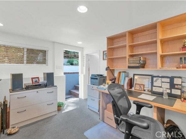 4772 Excelente Drive, Woodland Hills (los Angeles) CA 91364