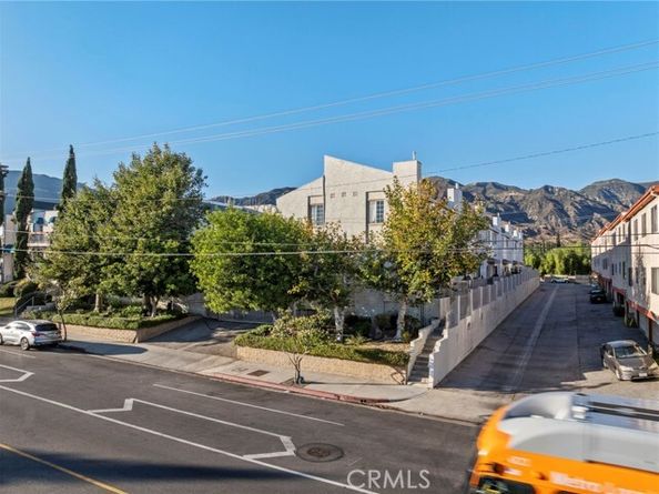 14291 Foothill Boulevard 11, Sylmar (los Angeles) CA 91342