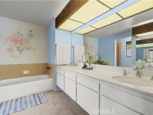 7826 Winnetka Avenue, Winnetka (los Angeles) CA 91306