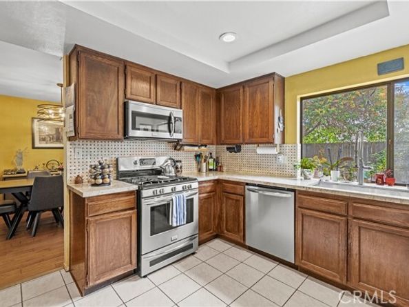 7826 Winnetka Avenue, Winnetka (los Angeles) CA 91306
