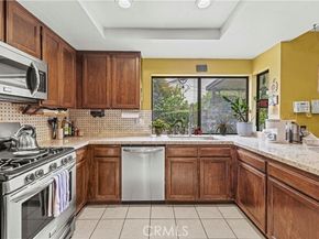 7826 Winnetka Avenue, Winnetka (los Angeles) CA 91306