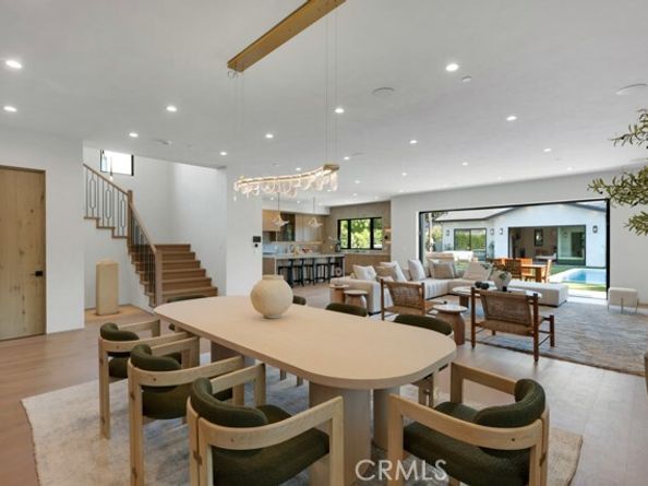 13024 Bloomfield Street, Studio City (los Angeles) CA 91604