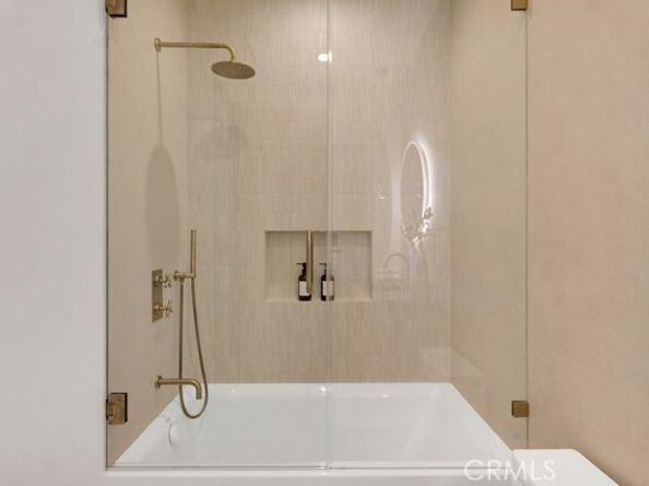 13024 Bloomfield Street, Studio City (los Angeles) CA 91604