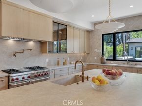 13024 Bloomfield Street, Studio City (los Angeles) CA 91604