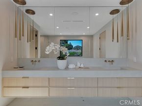 13024 Bloomfield Street, Studio City (los Angeles) CA 91604