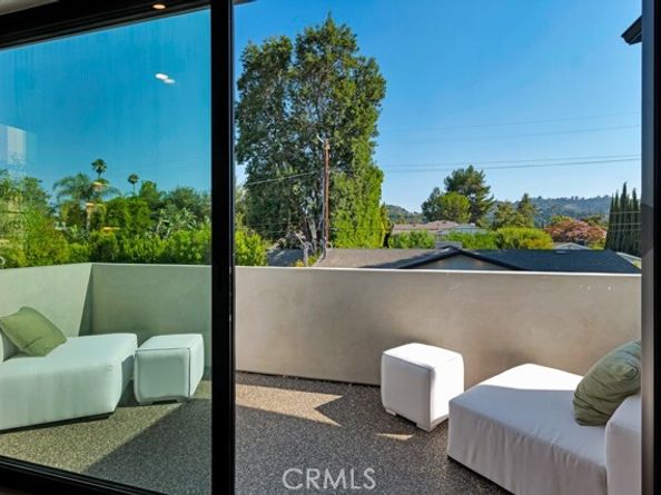 13024 Bloomfield Street, Studio City (los Angeles) CA 91604