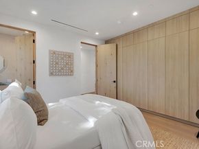 13024 Bloomfield Street, Studio City (los Angeles) CA 91604