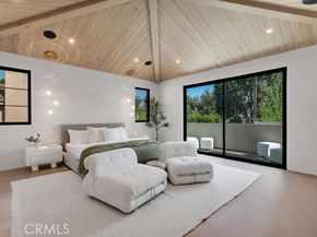 13024 Bloomfield Street, Studio City (los Angeles) CA 91604