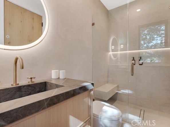 13024 Bloomfield Street, Studio City (los Angeles) CA 91604