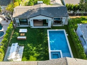 13024 Bloomfield Street, Studio City (los Angeles) CA 91604