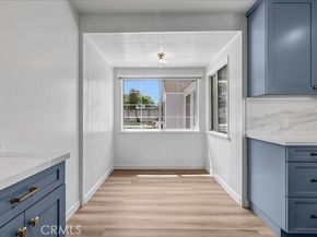 8101 Bianca Avenue, Northridge (los Angeles) CA 91325