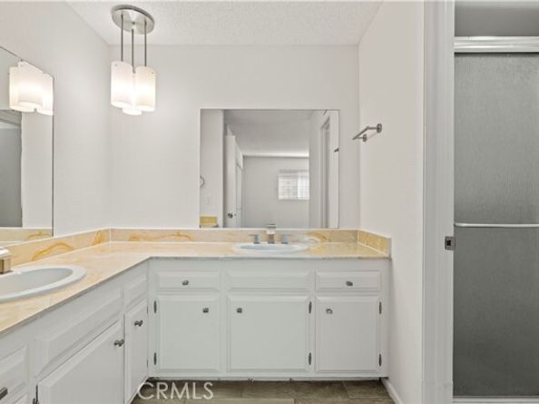 18900 Ledan Street, Northridge (los Angeles) CA 91324