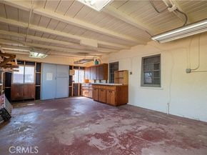 8816 Amboy Avenue, Sun Valley (los Angeles) CA 91352