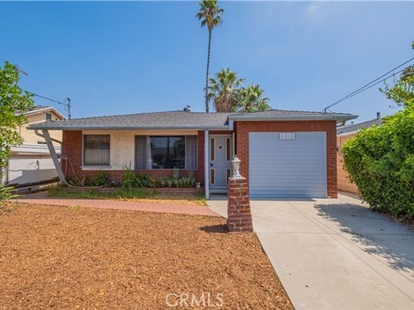 8816 Amboy Avenue, Sun Valley (los Angeles) CA 91352