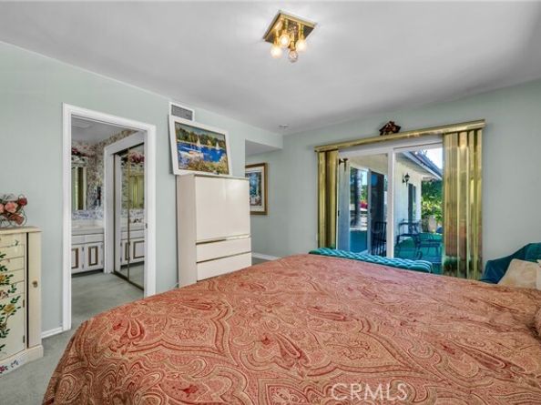 22051 Mulholland Way, Woodland Hills (los Angeles) CA 91364