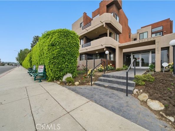 7826 Topanga Canyon Boulevard 218, Canoga Park (los Angeles) CA 91304