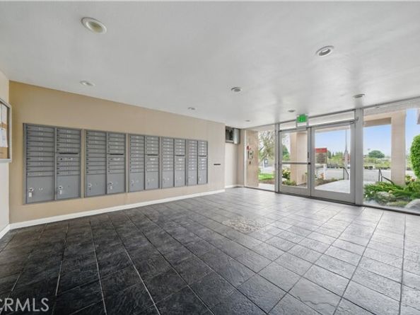 7826 Topanga Canyon Boulevard 218, Canoga Park (los Angeles) CA 91304