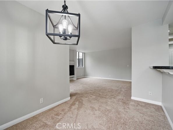 7826 Topanga Canyon Boulevard 218, Canoga Park (los Angeles) CA 91304