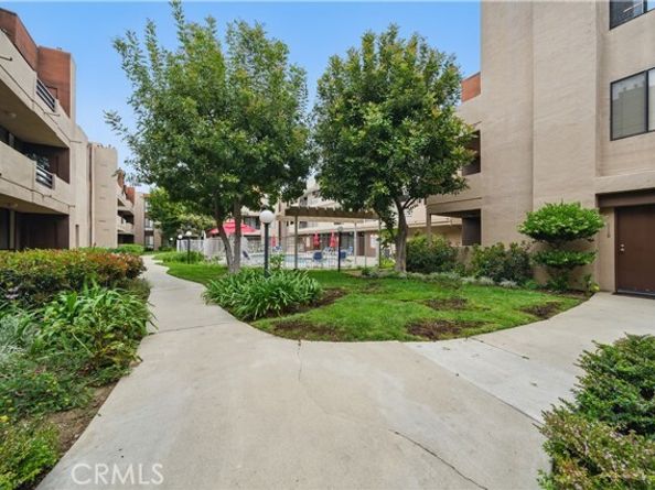 7826 Topanga Canyon Boulevard 218, Canoga Park (los Angeles) CA 91304