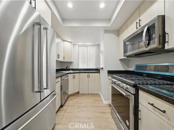 7826 Topanga Canyon Boulevard 218, Canoga Park (los Angeles) CA 91304